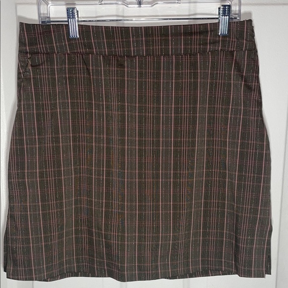 TEHAMA Dresses & Skirts - TEHAMA Checkered Mini Skort Brown and Pink